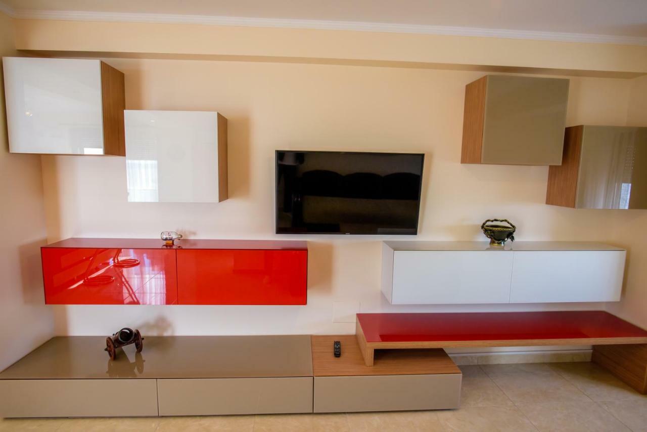 C&Y Zev Apartments Mamaia Buitenkant foto